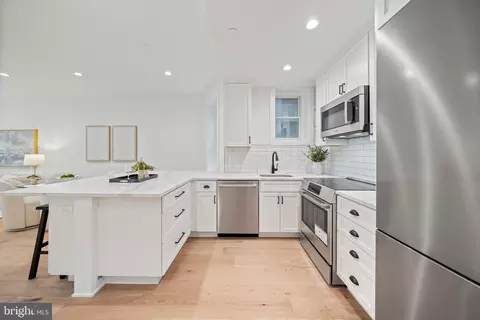 Kitchen - 131 11th St NE, Washington, DC 20002 photo 3 of 7
