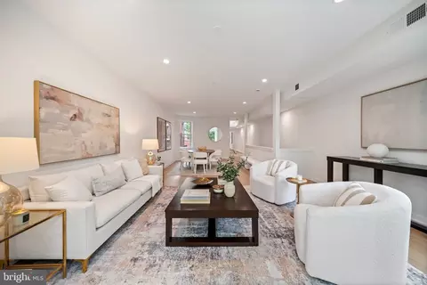 Living - 131 11th St NE, Washington, DC 20002 photo 3 of 5