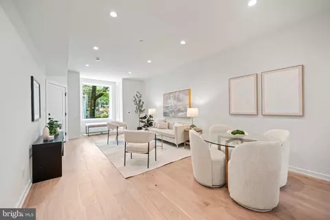 Living - 131 11th St NE, Washington, DC 20002 photo 2 of 5