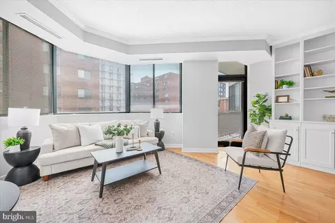 955 26th St NW #409, Washington, DC 20037