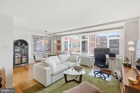 1545 18th St NW #719, Washington, DC 20036