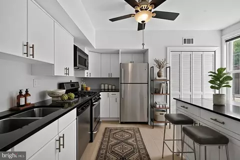 Other - 717 L St NE, Washington, DC 20002 photo 2 of 6