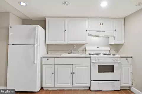 Kitchen - 557 23rd Pl NE, Washington, DC 20002 photo 1 of 2