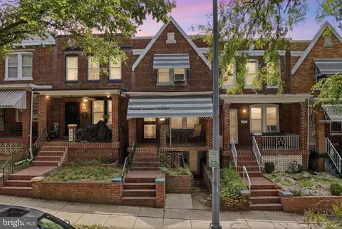 557 23rd Pl NE, Washington, DC 20002