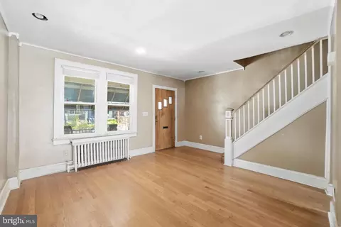 Living - 557 23rd Pl NE, Washington, DC 20002 photo 1 of 2