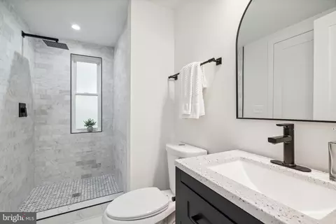 Bath - 4509 Clark Pl NW, Washington, DC 20007 photo 3 of 3