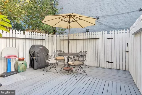 Exterior - 403 E Street St NE, Washington, DC 20002 photo 2 of 3