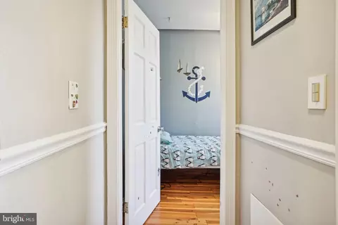 Entry Way - 403 E Street St NE, Washington, DC 20002 photo 3 of 3