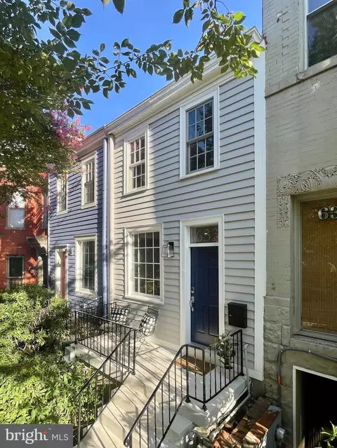 Exterior - 633 Constitution Ave NE, Washington, DC 20017 photo 3 of 7