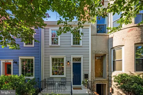 Exterior - 633 Constitution Ave NE, Washington, DC 20017 photo 7 of 7