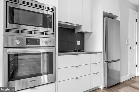 Kitchen - 1300 4th St SE #901, Washington, DC 20003 photo 4 of 4