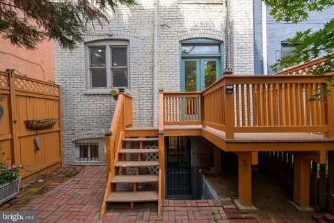 Exterior - 208 12th St SE, Washington, DC 20003 photo 2 of 6