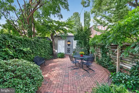 Exterior - 138 D St SE, Washington, DC 20003 photo 5 of 9