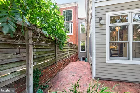 Exterior - 138 D St SE, Washington, DC 20003 photo 6 of 9