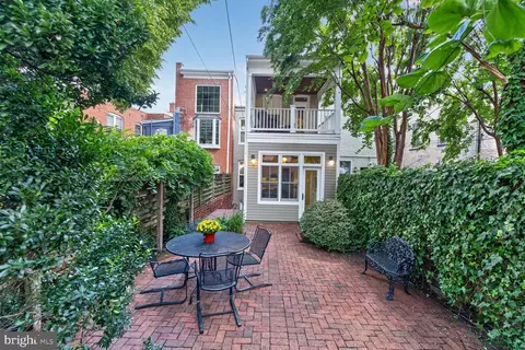 Exterior - 138 D St SE, Washington, DC 20003 photo 3 of 9