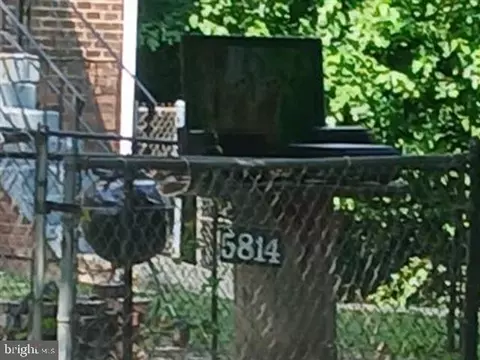 5814 Clay St NE, Washington, DC 20019 photo 3