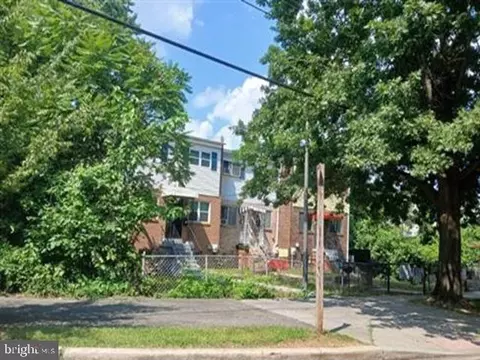 5814 Clay St NE, Washington, DC 20019 photo 2