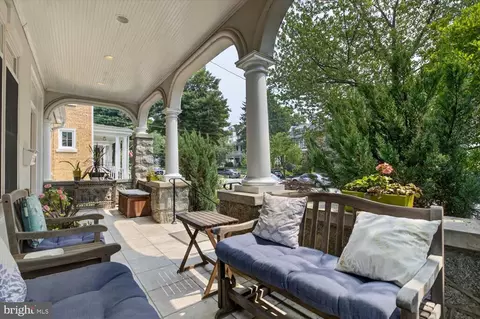 5316 42nd St NW, Washington, DC 20015