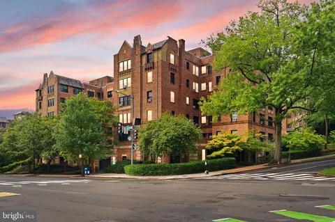 3000 Tilden St NW #303-I, Washington, DC 20008