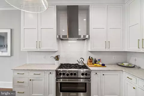 Kitchen - 504 C St NE #4, Washington, DC 20002 photo 6 of 7