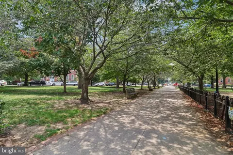 Exterior - 504 C St NE #4, Washington, DC 20002 photo 4 of 4