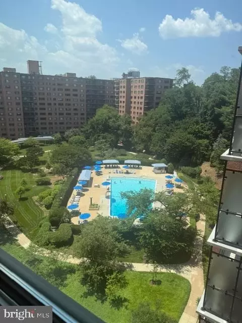 4201 Cathedral Ave NW #1022E, Washington, DC 20016