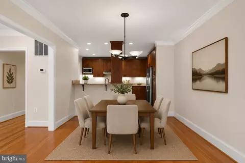Dining - 3203 Sutton Pl NW #C, Washington, DC 20016 photo 1 of 2