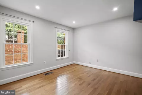 Other - 3203 Sutton Pl NW #C, Washington, DC 20016 photo 5 of 11