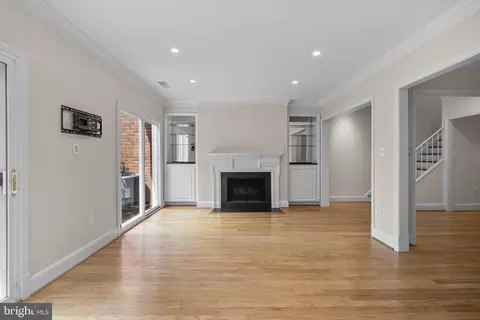 Living - 3203 Sutton Pl NW #C, Washington, DC 20016 photo 2 of 10