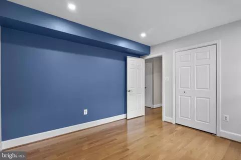 Bedroom - 3203 Sutton Pl NW #C, Washington, DC 20016 photo 4 of 5