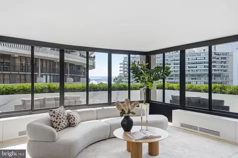 2500 Virginia Ave NW #714-S, Washington, DC 20037