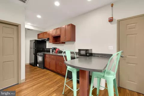 Other - 500 9th St SE, Washington, DC 20003 photo 6 of 8