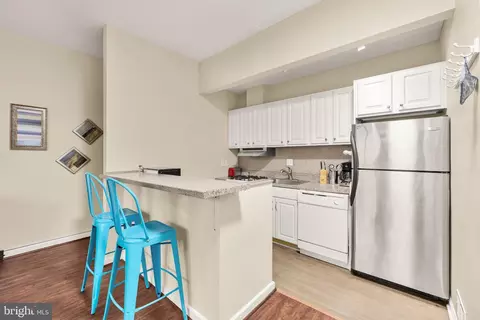 Kitchen - 500 9th St SE, Washington, DC 20003 photo 4 of 5