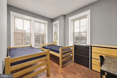 Bedroom - 500 9th St SE, Washington, DC 20003 photo 2 of 8