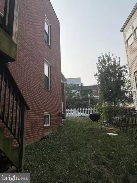1281 Penn St NE, Washington, DC 20002 photo 7