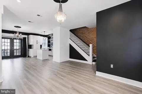 Entry Way - 939 15th St SE, Washington, DC 20003 photo 3 of 3