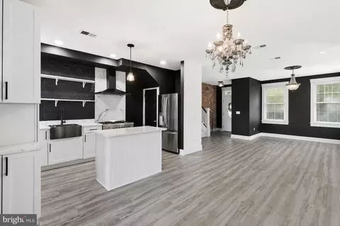 Other - 939 15th St SE, Washington, DC 20003 photo 4 of 5
