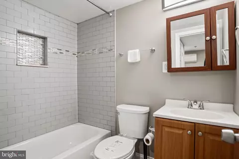 2022 4th St NE, Washington, DC 20002 photo 25
