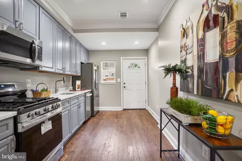 2022 4th St NE, Washington, DC 20002 photo 6