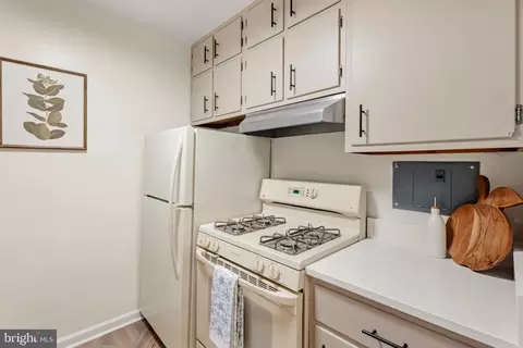 Kitchen - Undisclosed, Washington, DC 20016 photo 2 of 3