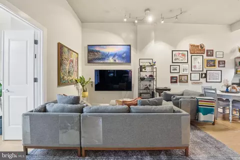Other - 2328 Champlain St NW #302, Washington, DC 20009 photo 10 of 32