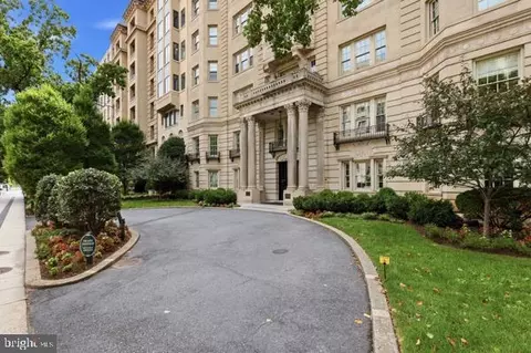 1026 16th St NW #101, Washington, DC 20036