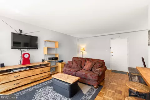 Living - 4100 W Street St NW #314, Washington, DC 20007 photo 6 of 7