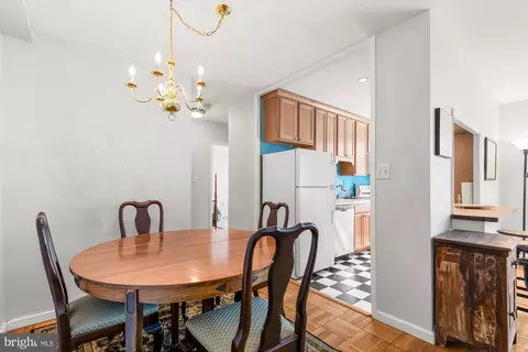 Dining - 4100 W Street St NW #314, Washington, DC 20007 photo 1 of 2