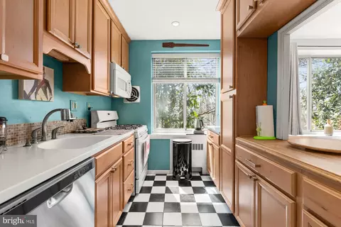 Kitchen - 4100 W Street St NW #314, Washington, DC 20007 photo 1 of 6