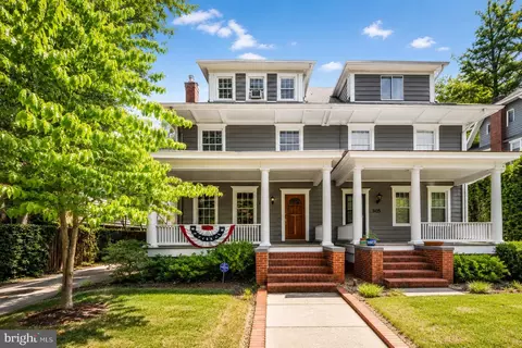 Exterior - 3107 34th St NW, Washington, DC 20008 photo 2 of 7