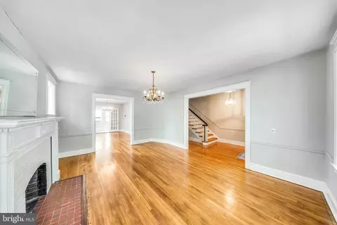 Living - 3107 34th St NW, Washington, DC 20008 photo 3 of 3