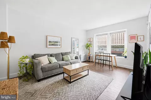 1820 Clydesdale Pl NW #112, Washington, DC 20009