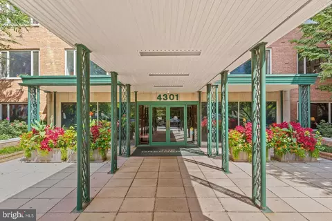 4301 Massachusetts Ave NW #2009, Washington, DC 20016