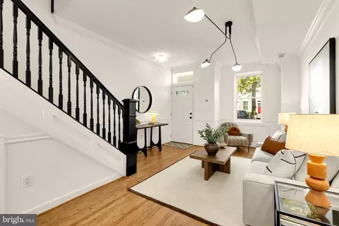 Entry Way - 2129 10th St NW, Washington, DC 20001 photo 2 of 3